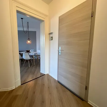 Moderne Wohlfuehl-wohnung In Altenrath Troisdorf