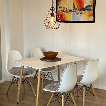 Moderne Wohlfuehl-wohnung In Altenrath Troisdorf