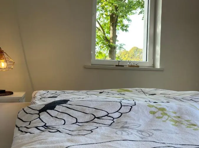 Διαμέρισμα Moderne Wohlfuehl-wohnung In Altenrath *