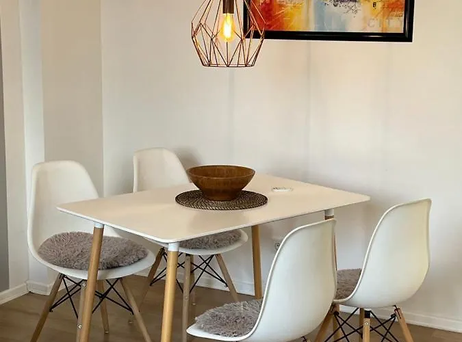 Moderne Wohlfuehl-wohnung In Altenrath Τρόισντορφ