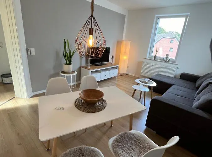 Moderne Wohlfuehl-wohnung In Altenrath *